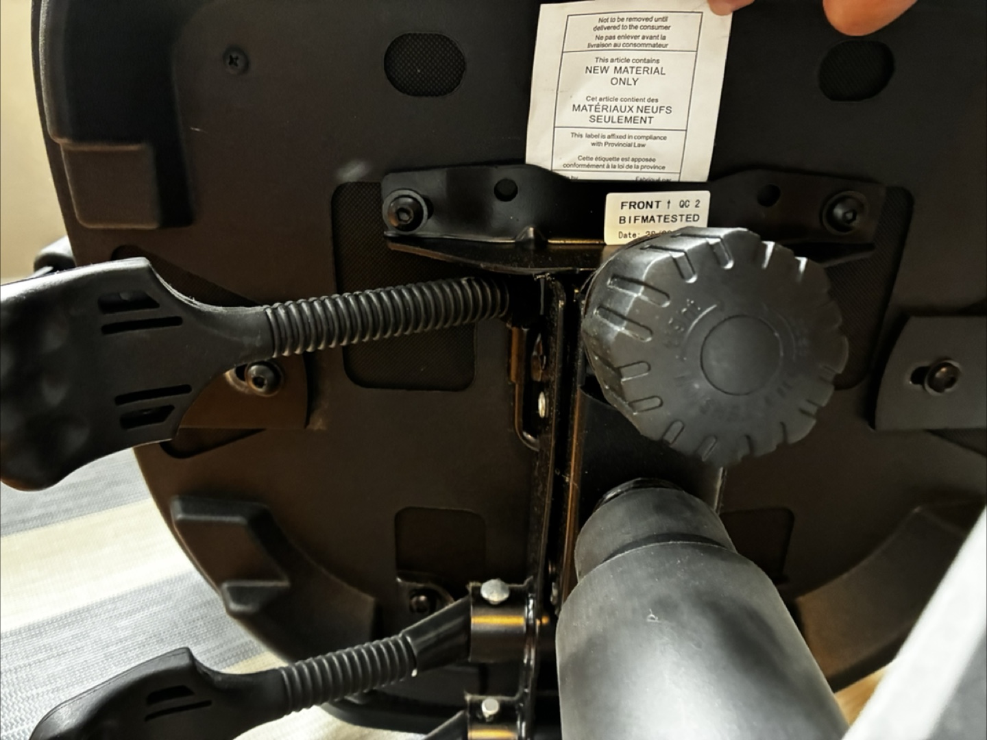 Black Mesh Office Chair - photo 2