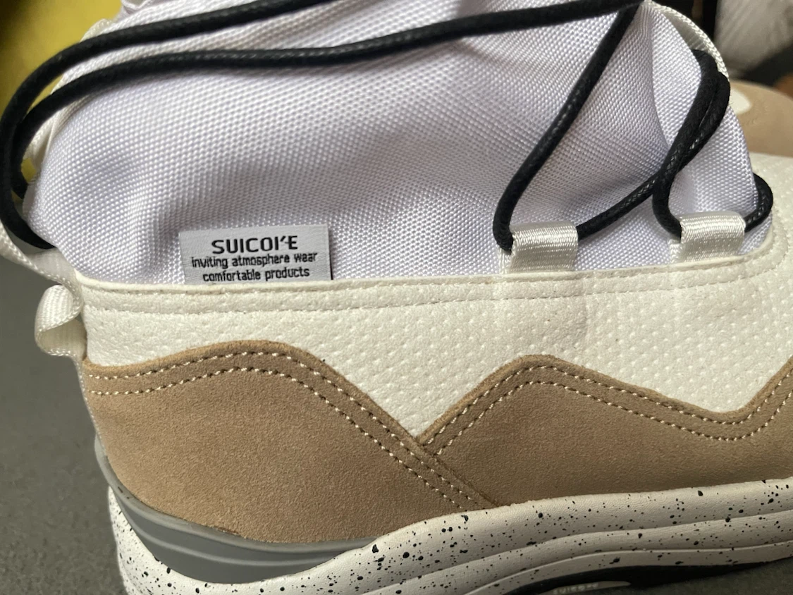 Suicoke White & Tan Sneakers - Size 8
