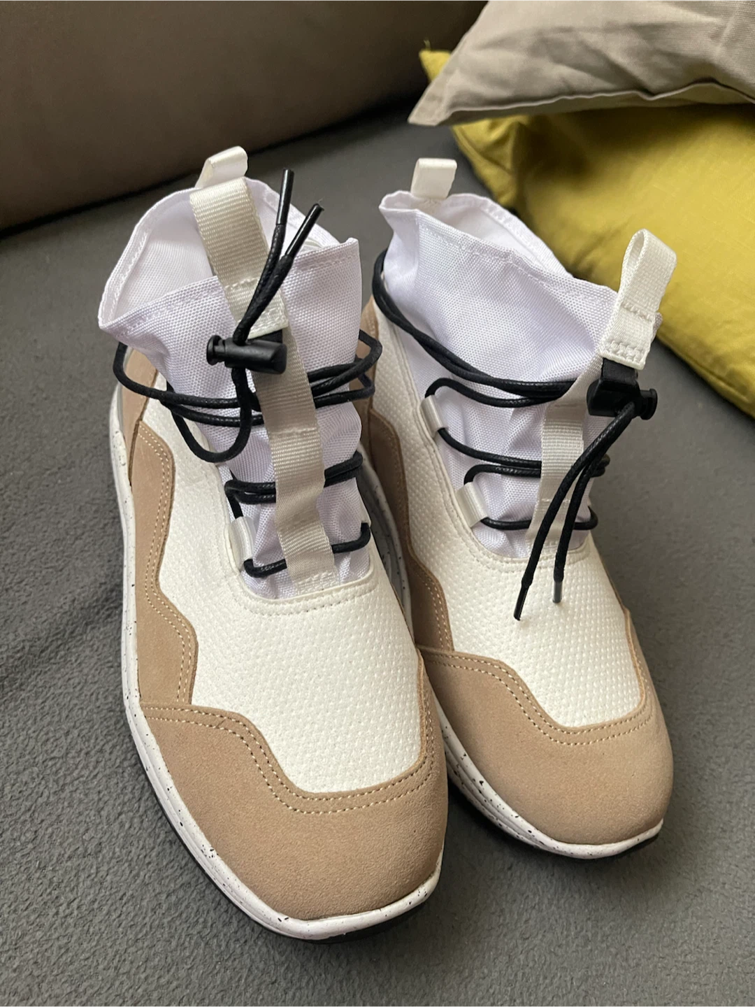 Suicoke White & Tan Sneakers - Size 8 - photo 2