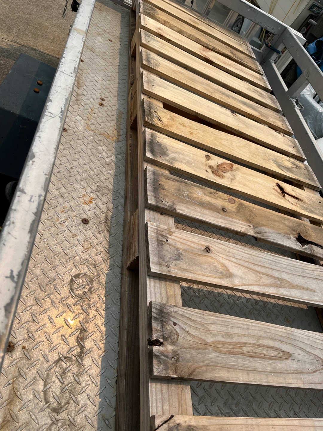 Large solid wood skid - photo 3