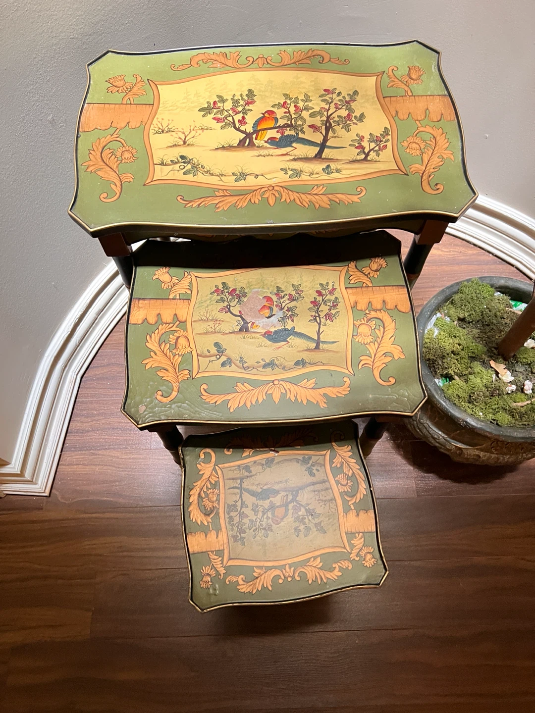 Nesting Tables with Bird Design - photo 2