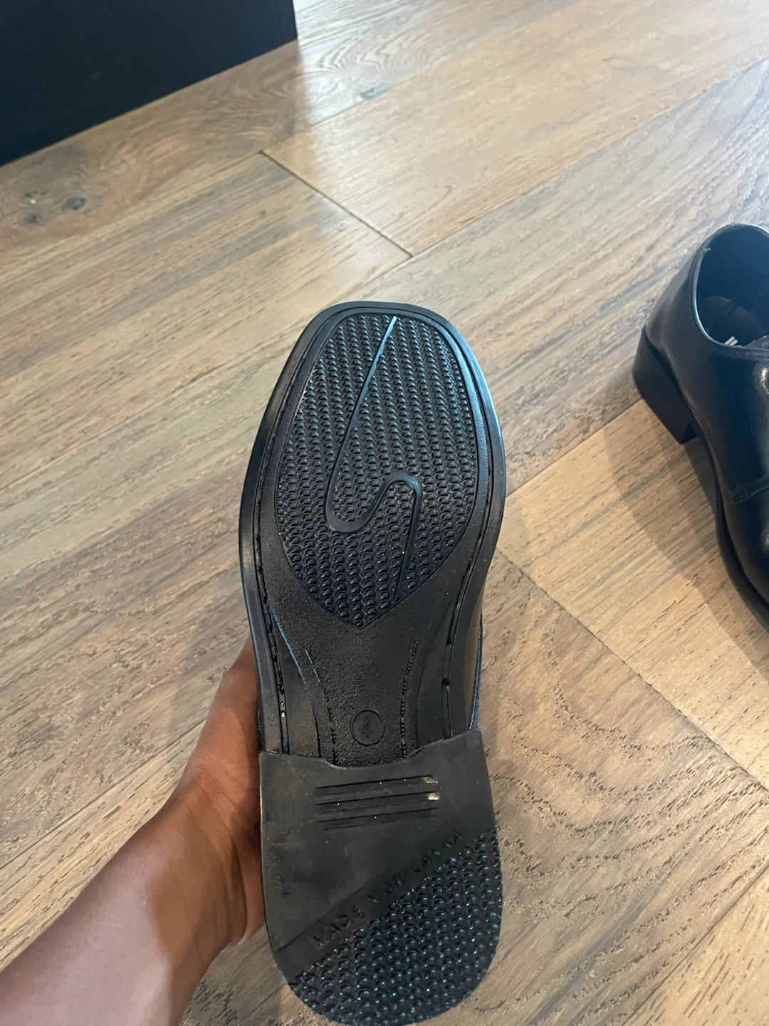 Black Dress Shoes Size 4 - photo 3