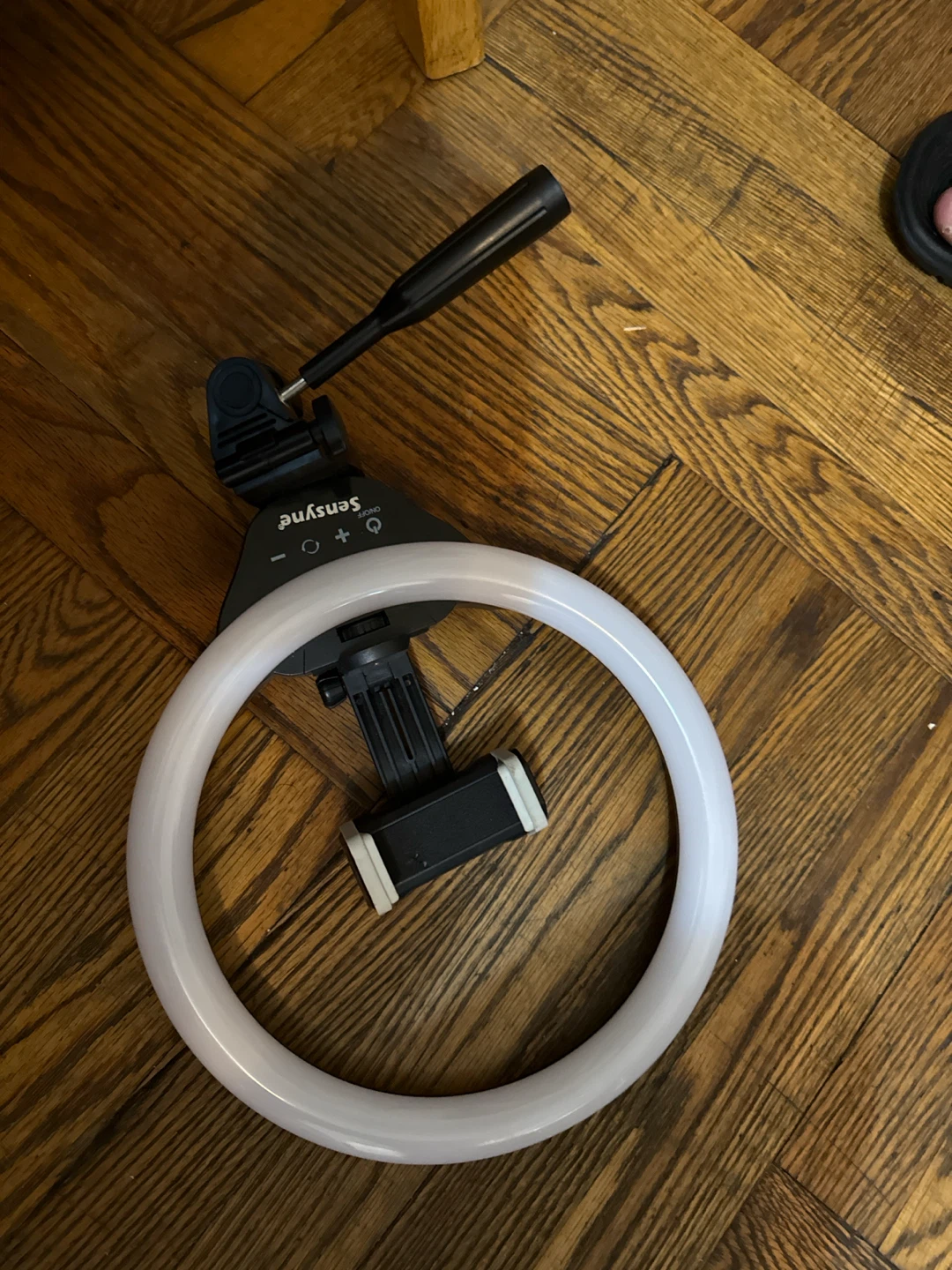 Sensyne Ring Light with Phone Holder