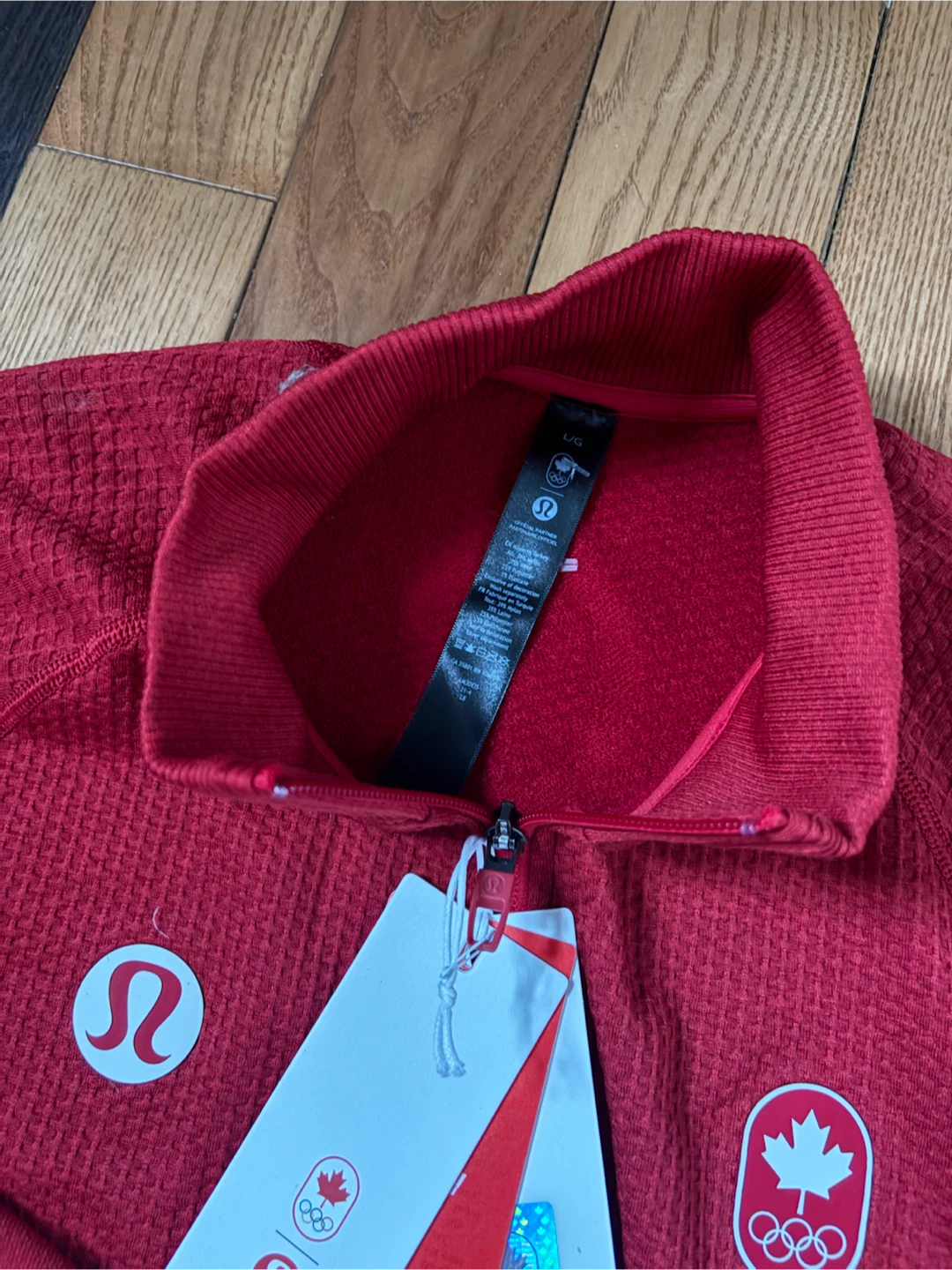 Lululemon Olympics Team Canada quarter zip top L - photo 4