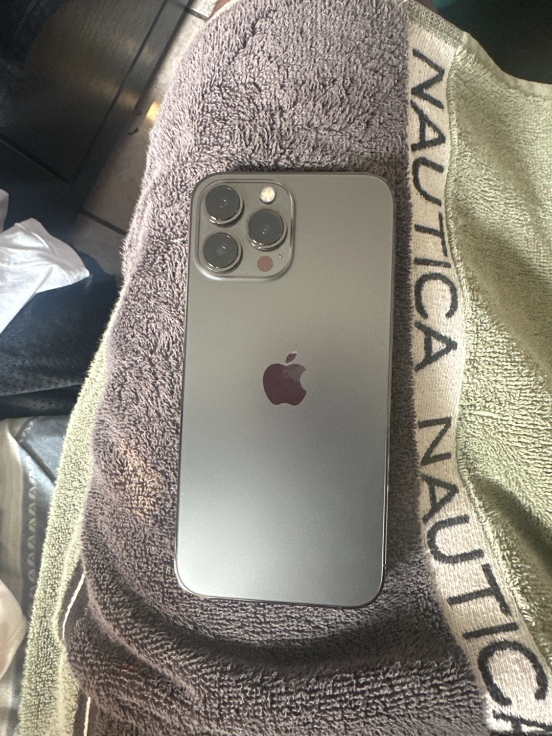 Apple iPhone 13 Pro Max - photo 2