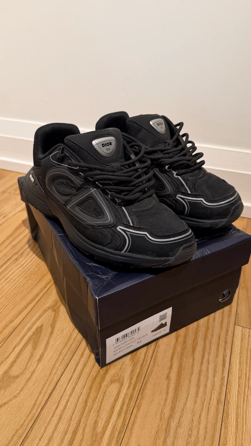 DIOR B30 Sneakers