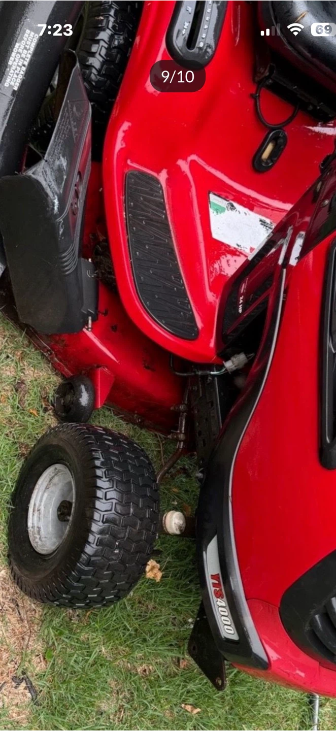 4000 series mower 24 hp twin and bagger