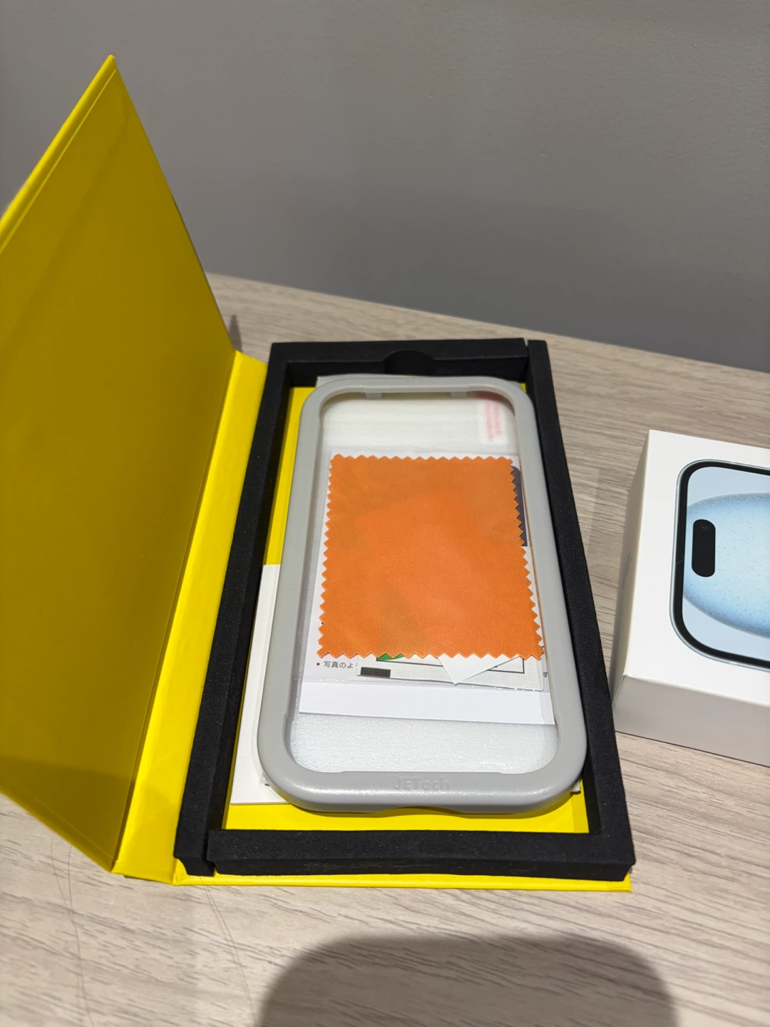 Used iPhone 15 128GB Blue, With Box - photo 3