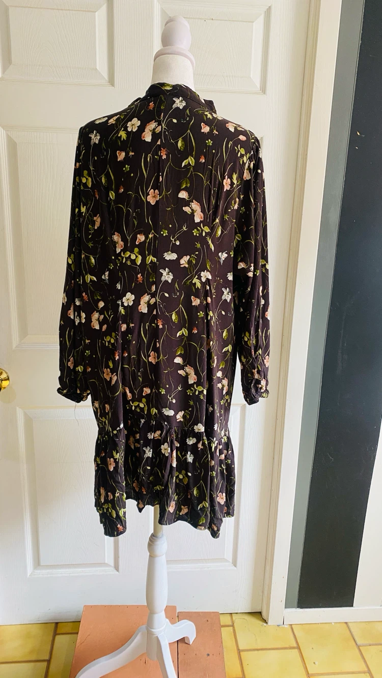 H and M viscose dress size xl - photo 5