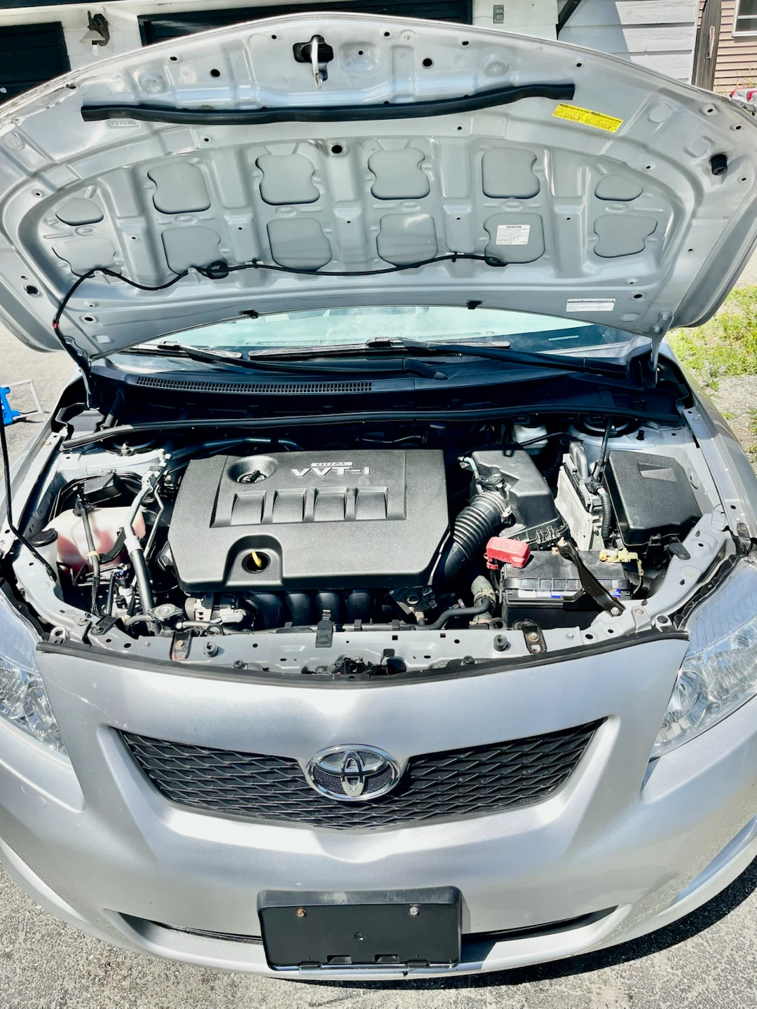 Silver Toyota Corolla Sedan - photo 5