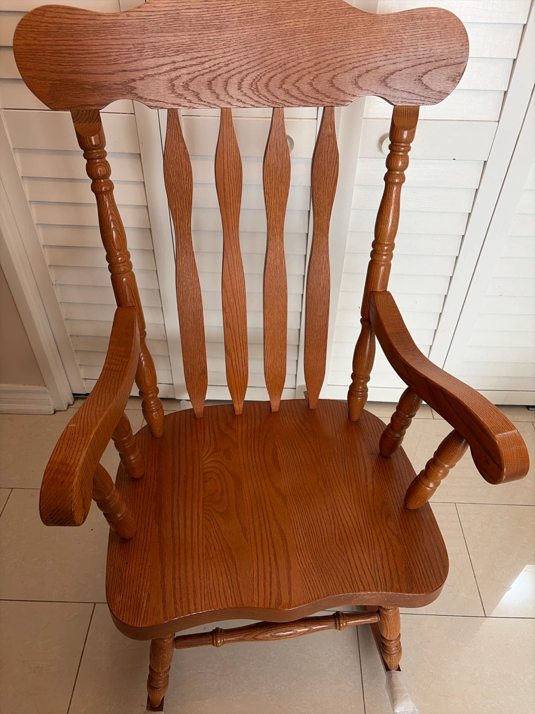 Wooden Rocking Chair - photo 3