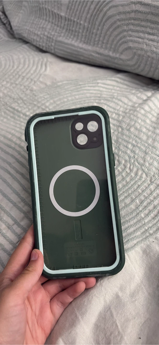 iPhone 14 Plus otterbox life proof case