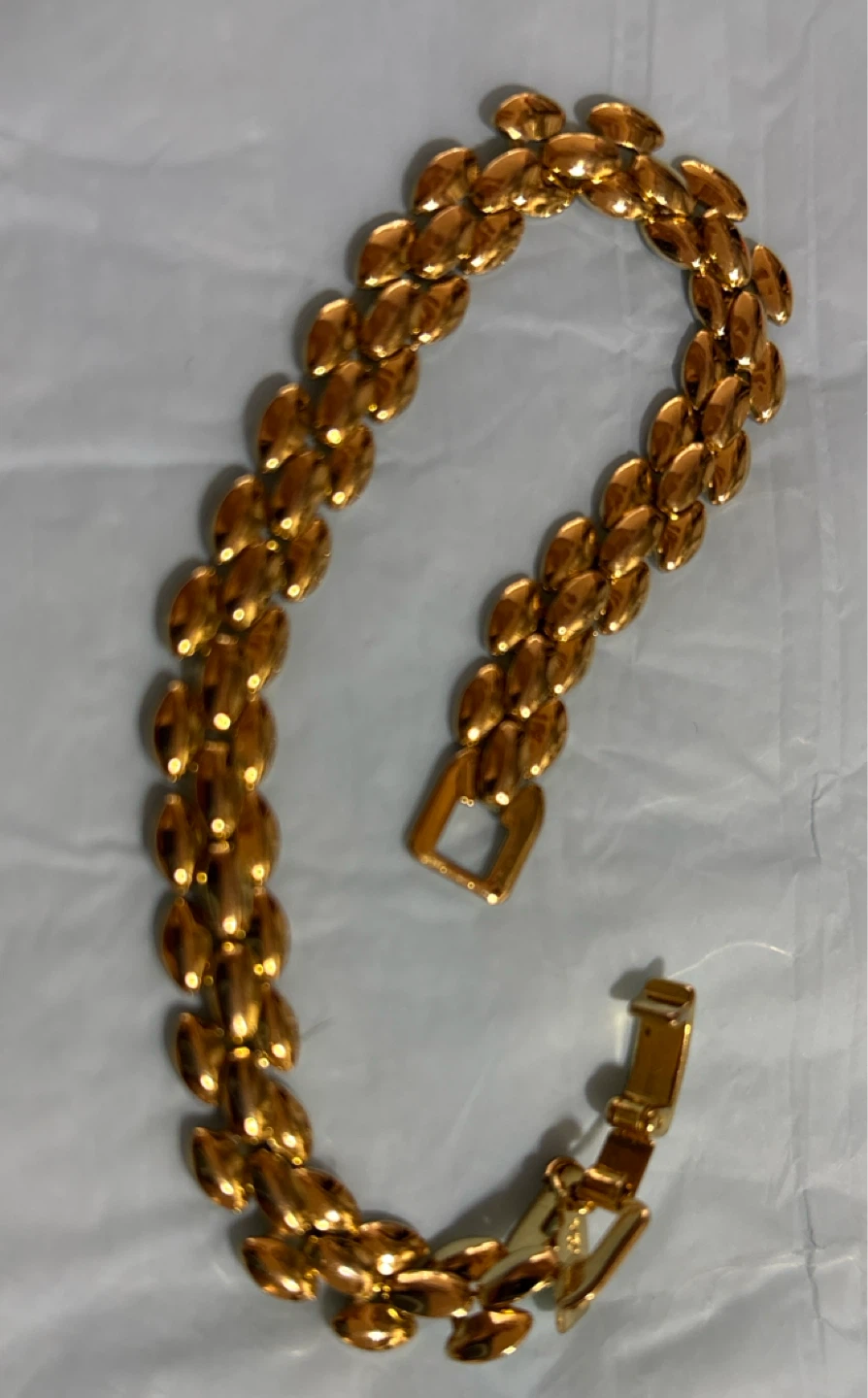 Revlon 1998 Fashion Gold Tone Quality