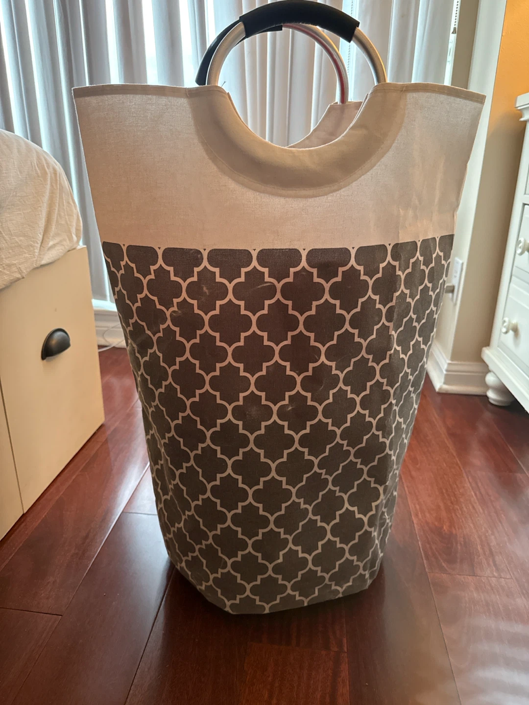 Laundry Hamper with Handles