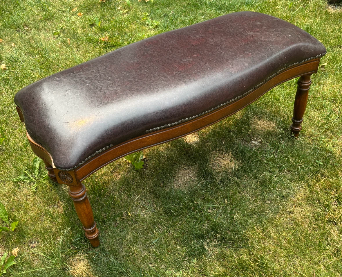 Vintage Leather Upholstered Wooden Bench with carvings - photo 4