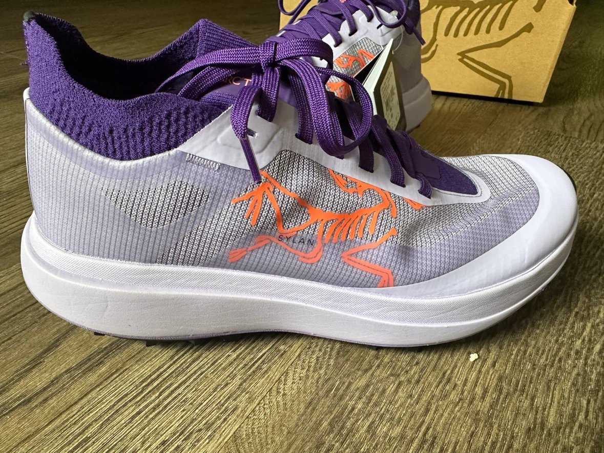 Women hiking shoes - photo 2
