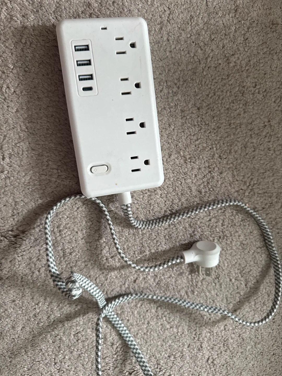 White Power Strip with 3 USB Ports