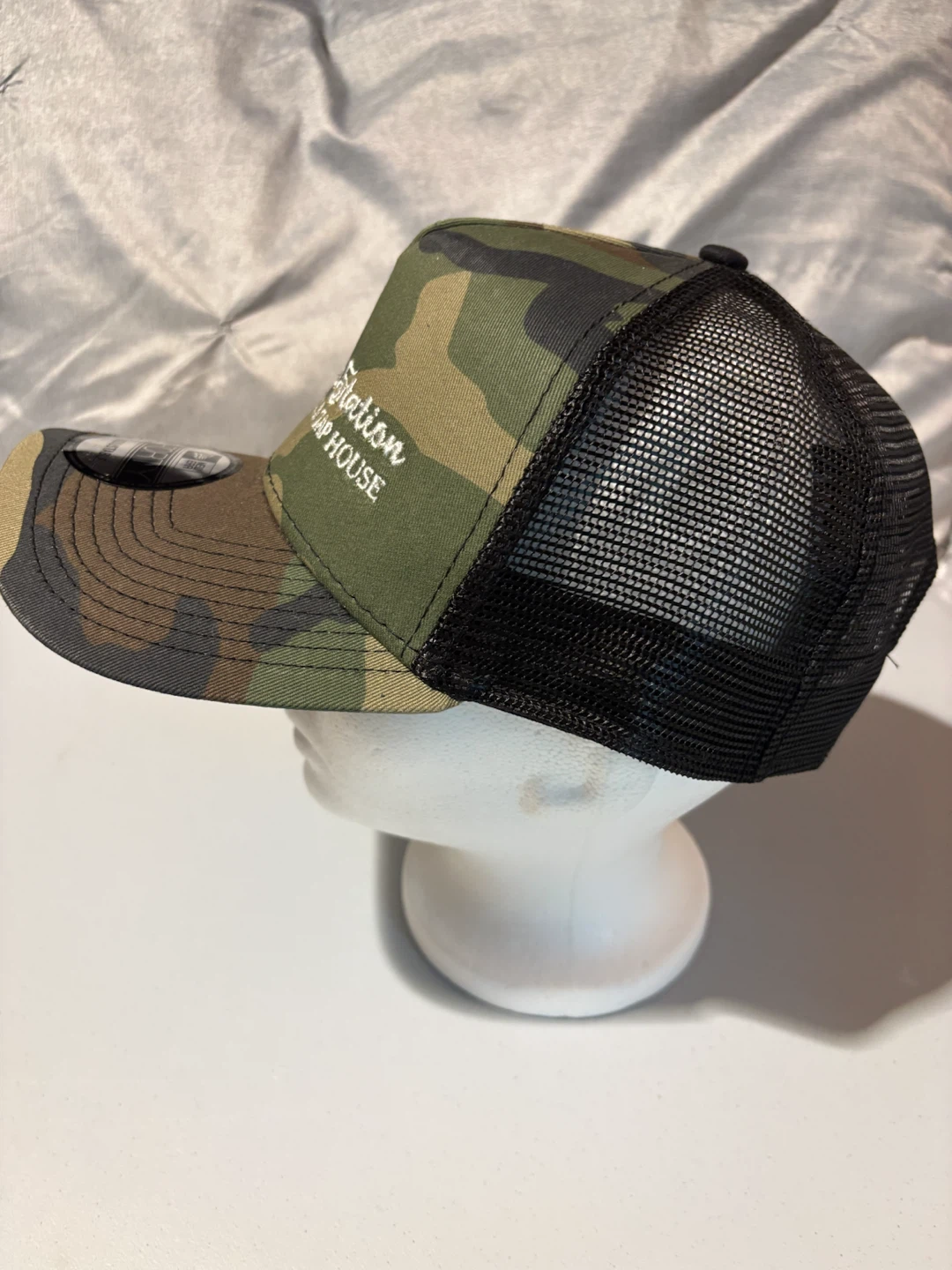 New Era 9FORTY Widder Station Golf Grill & Tap House Trucker Hat - photo 4