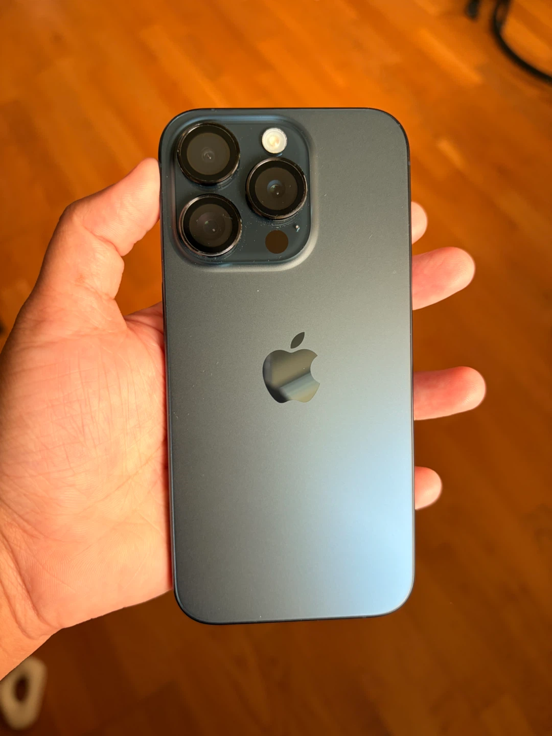 Apple iPhone 15 Pro 128GB Blue Titanium - photo 2