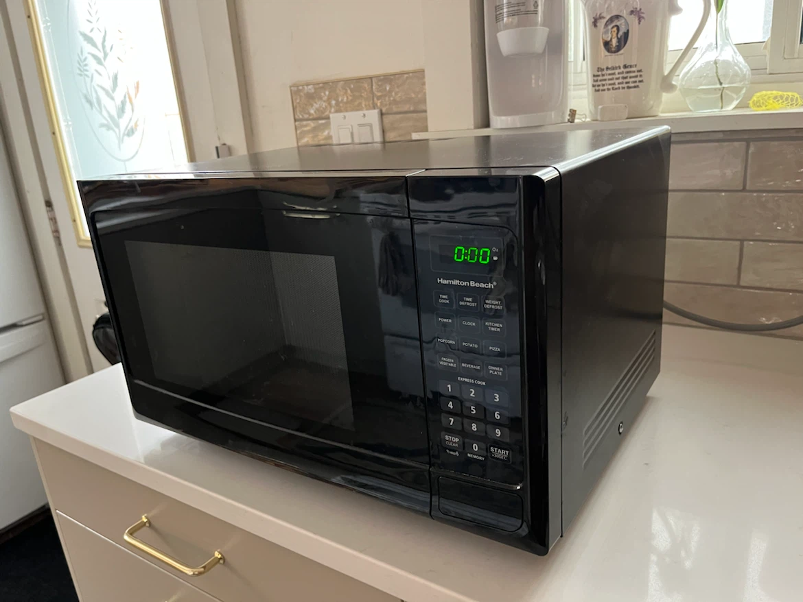 Hamilton Beach 1.1 Cu. Ft. Countertop Microwave (1000W) - photo 2