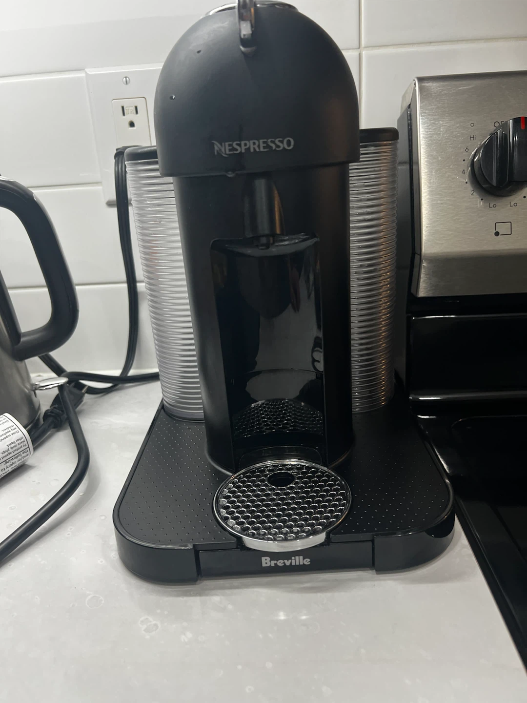 Nespresso Breville Vertuo Coffee Machine