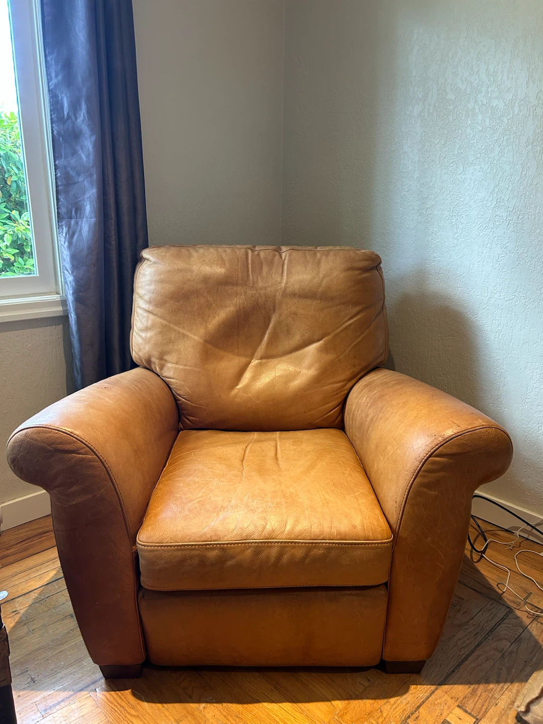 Natuzzi Reclining Brown Leather Arm Chair