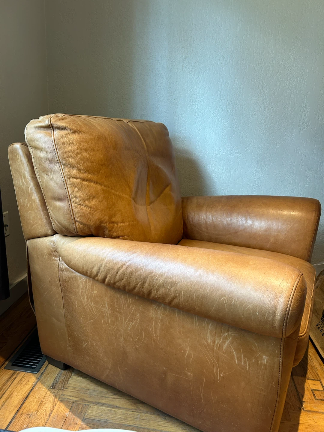 Natuzzi Reclining Brown Leather Arm Chair - photo 2