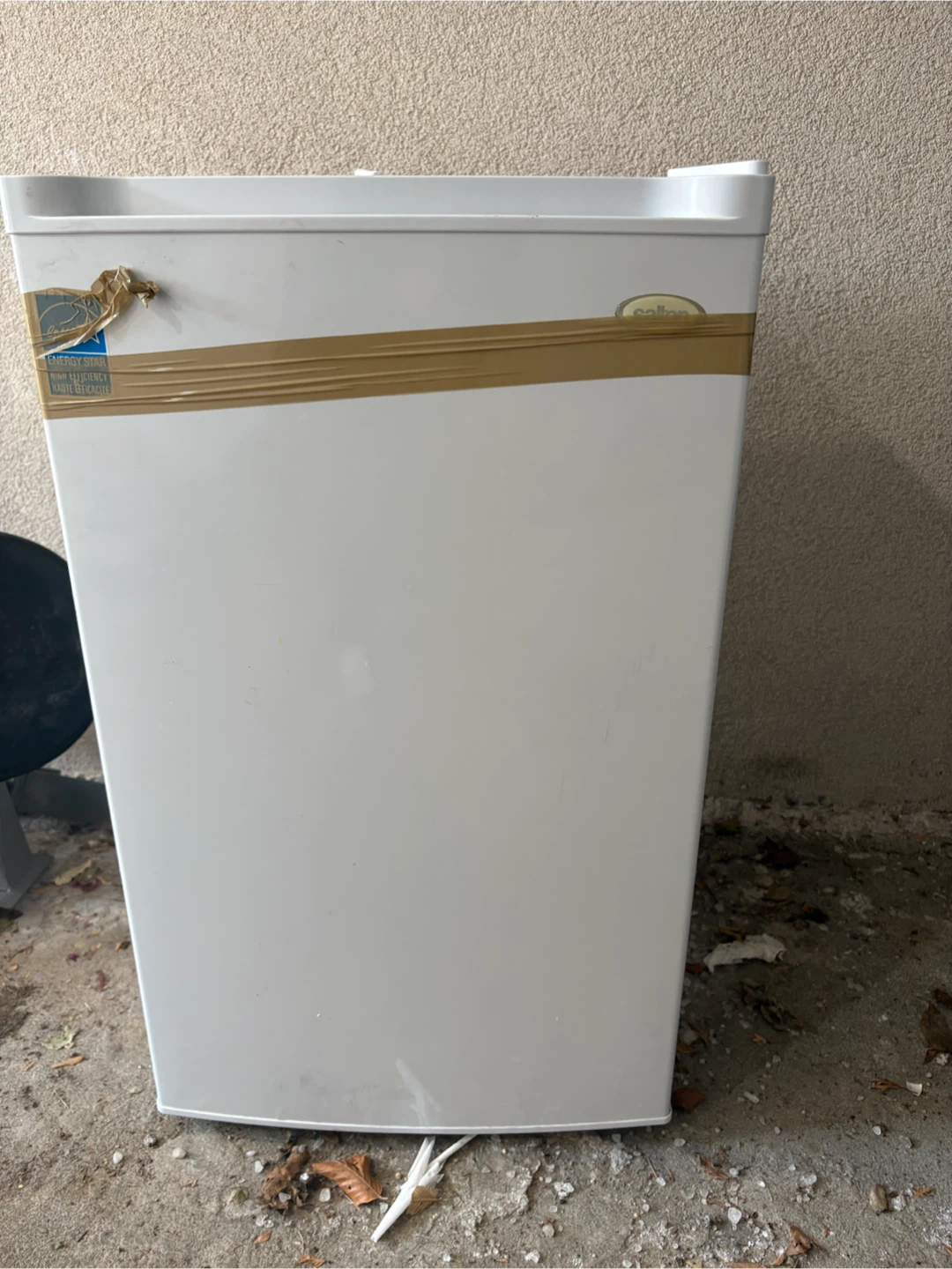 Salton Household Upright Freezer CF2137