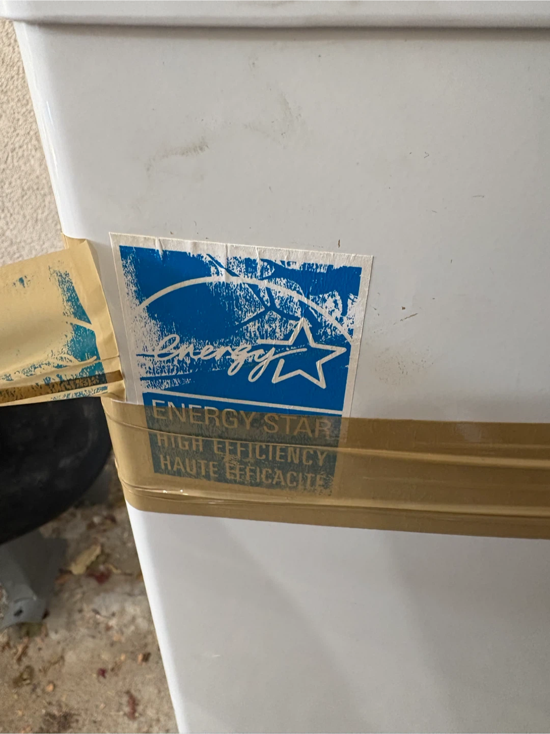 Salton Household Upright Freezer CF2137 - photo 3