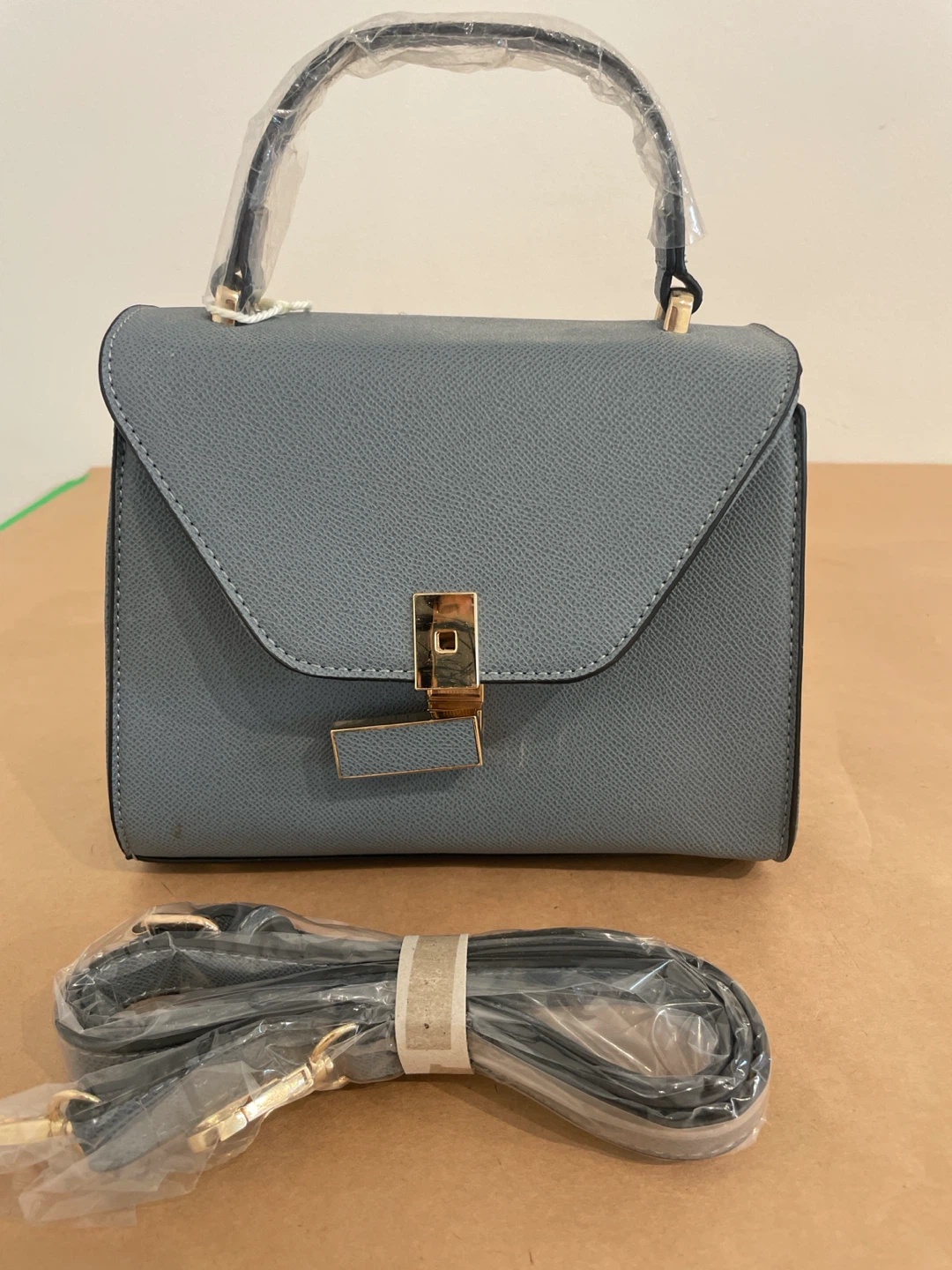 Schilo-Jolie Paris Grey Faux Leather Handbag with Shoulder Strap - photo 4