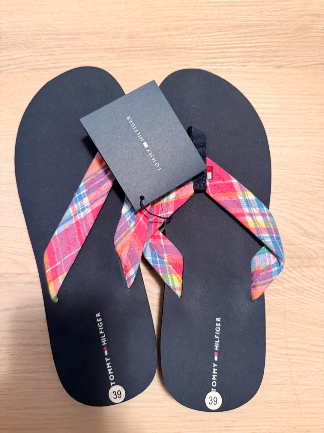 Tommy Hilfiger Women's Flip Flops Size 39