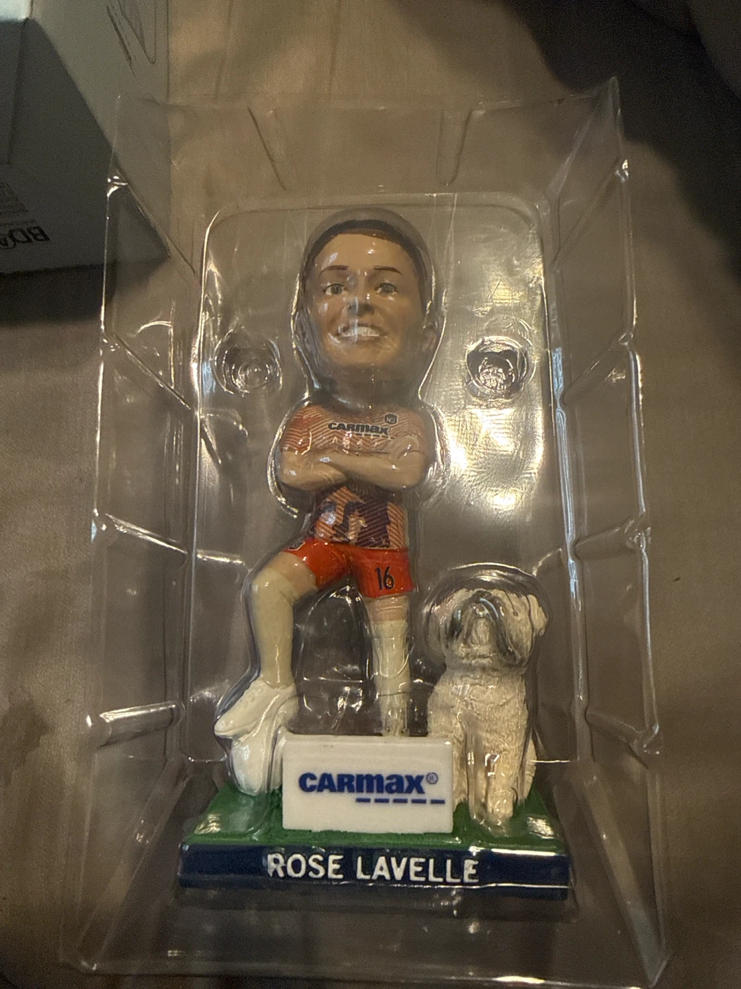 Rose Lavelle Bobblehead with Dog - photo 4