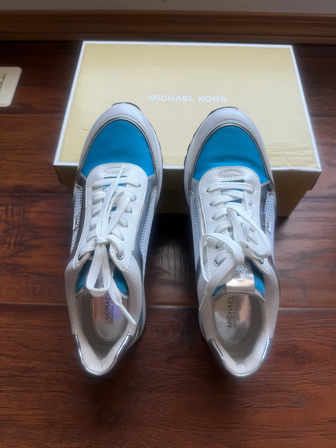 Michael Kors Sky Blue - Size 7.5 - photo 2