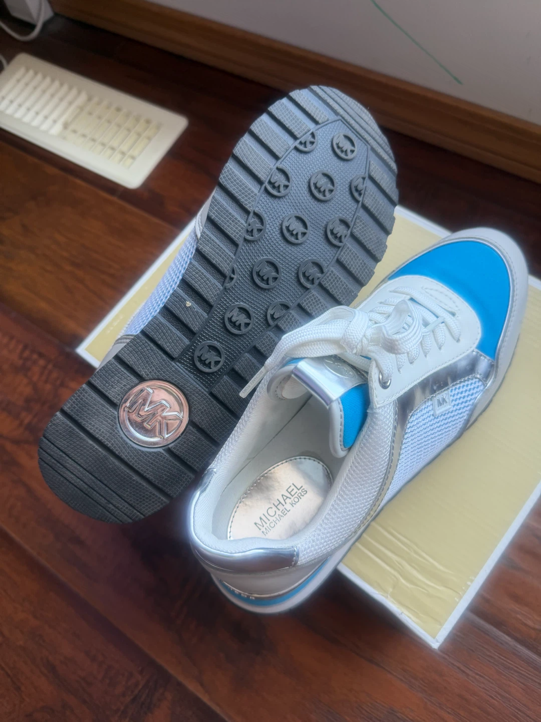 Michael Kors Sky Blue - Size 7.5 - photo 3