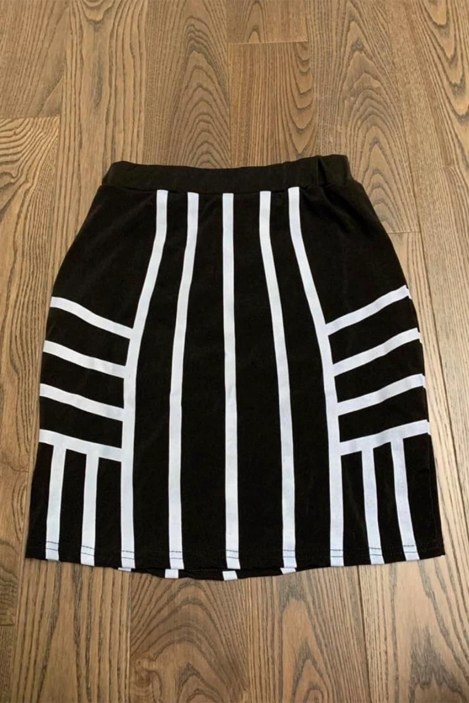 Black and White Geometric Striped Skirt NEWA