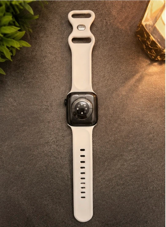 Apple Watch Series 8 (GPS) with Floral Band - photo 4