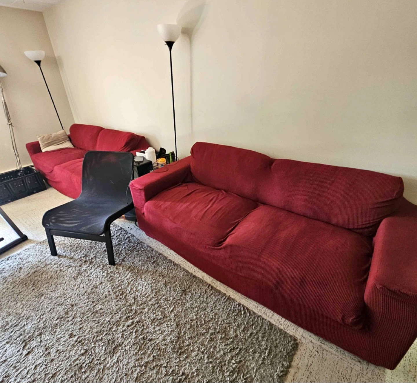 Red Sofa - photo 2