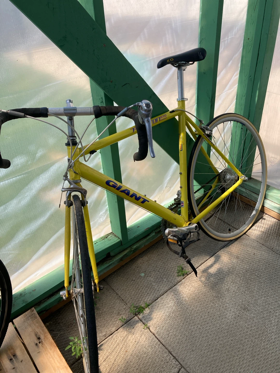 Giant Peloton 8000 Road Bike - Yellow
