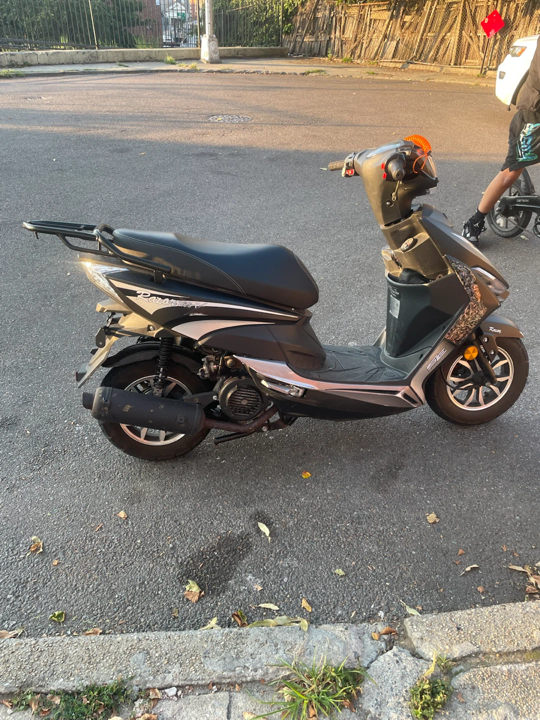 Moped 230p - photo 2