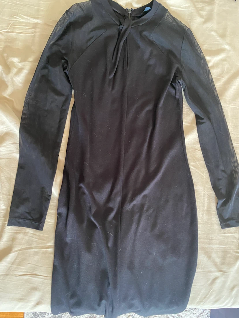 Bundle of 7 Dresses - photo 3