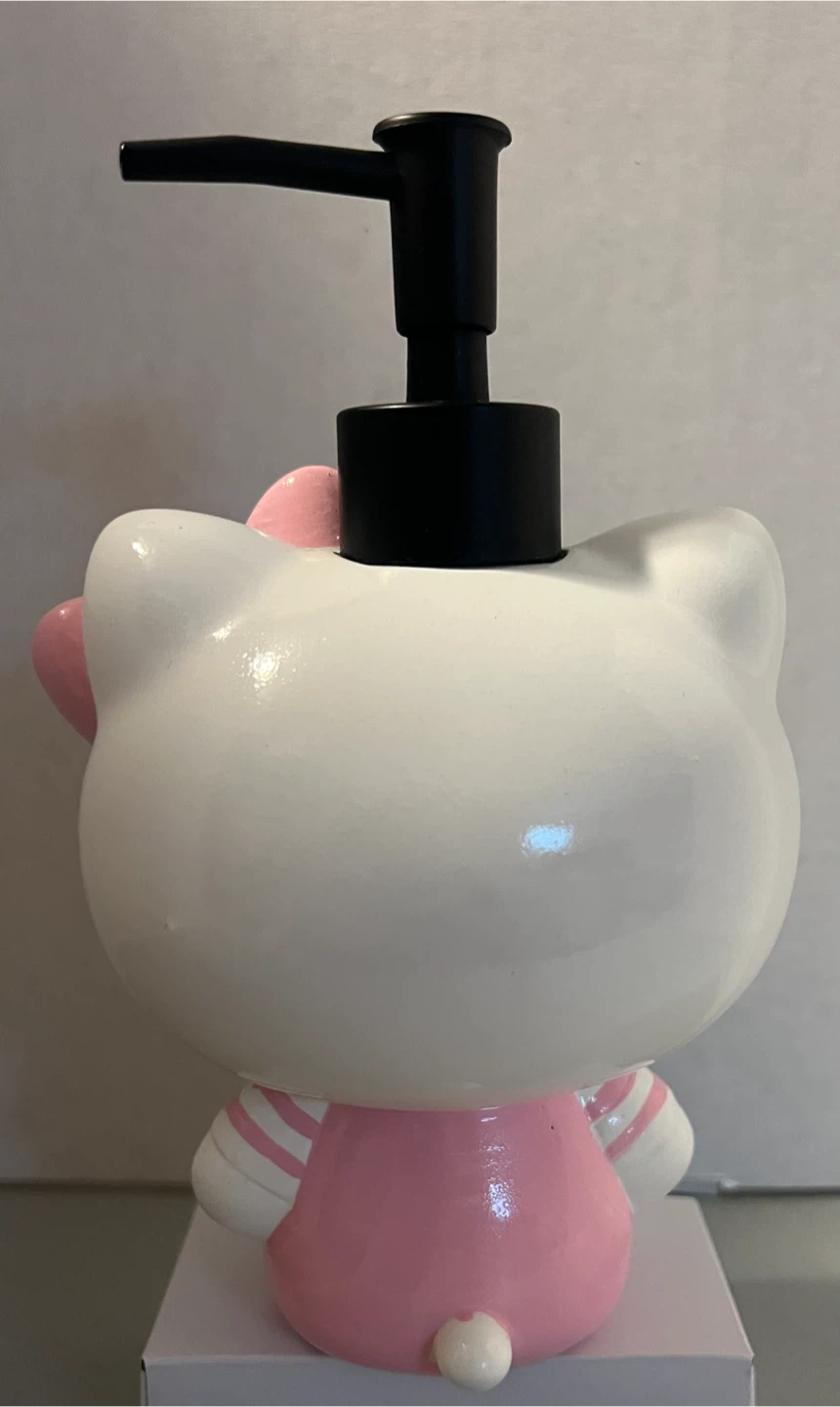 Hello Kitty Ceramic Soap Dispenser - photo 3