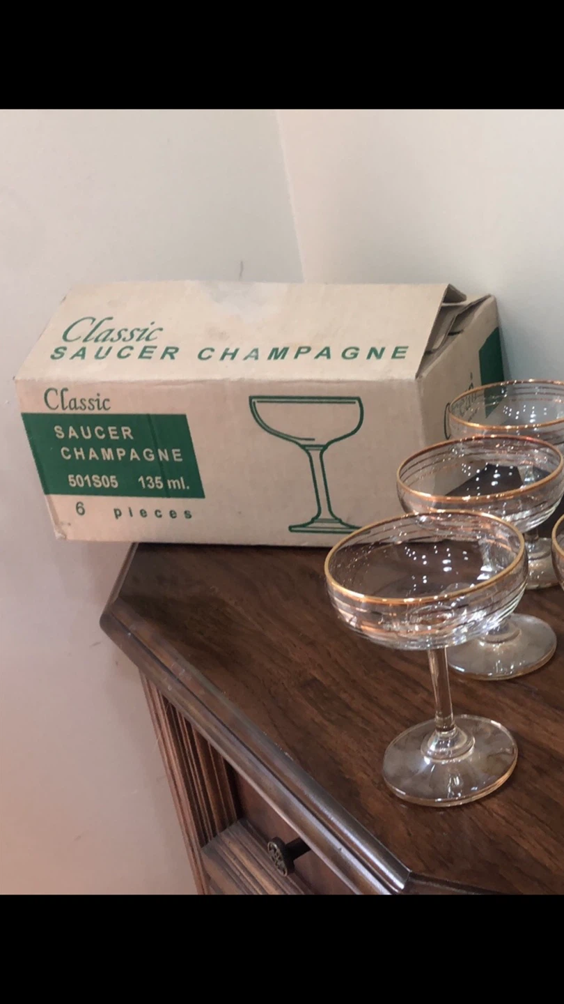 Classic Saucer Champagne Glasses Set of 6 - photo 3