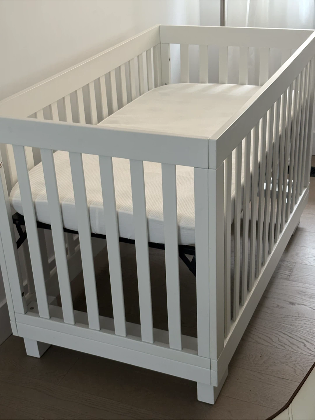 White Baby Crib - photo 3