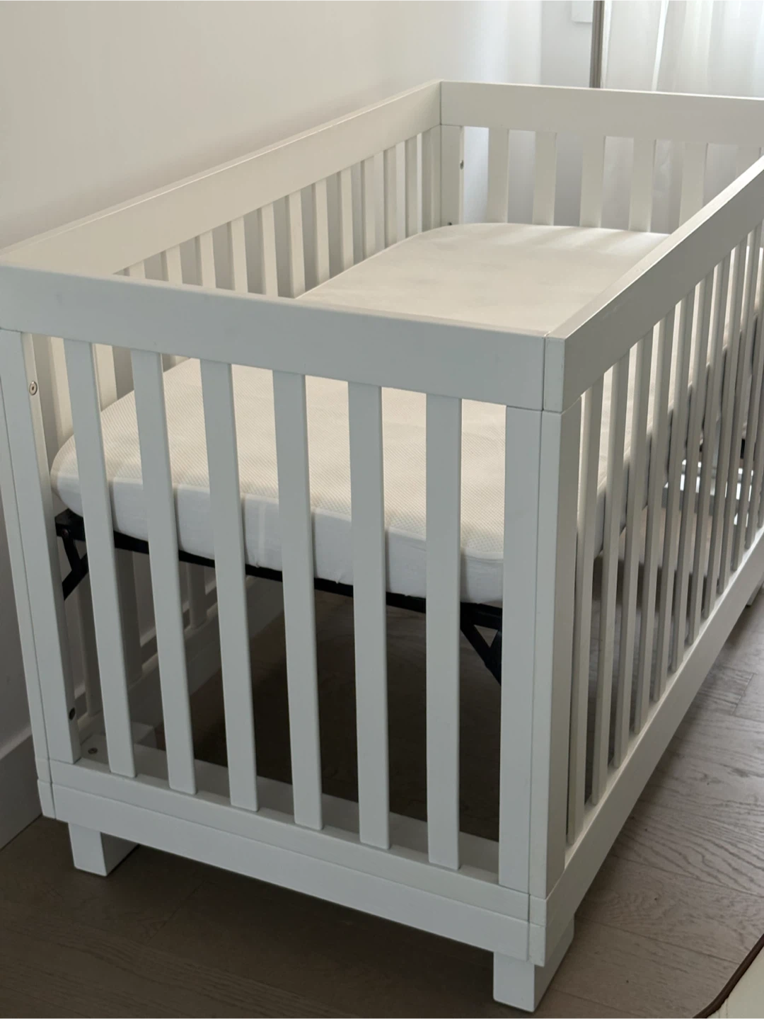White Baby Crib - photo 4