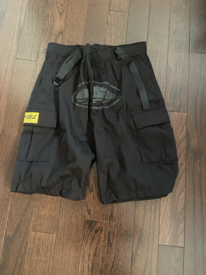 Corteiz cargo shorts