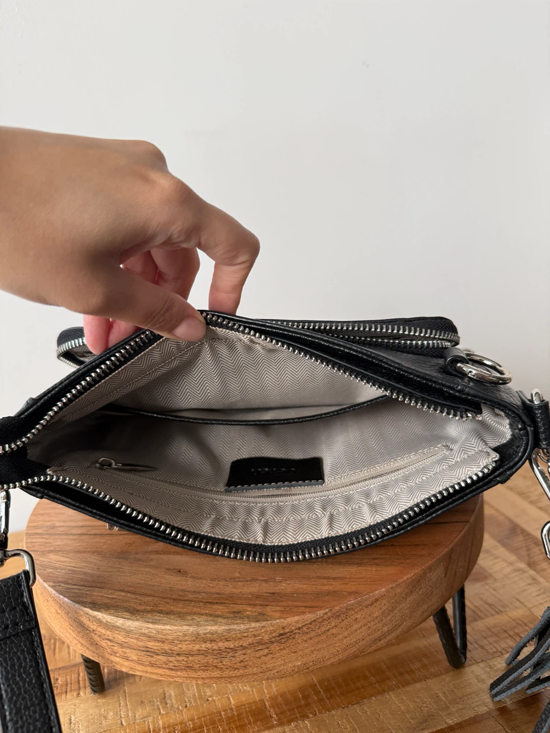 Bench Black Leather Crossbody Bag - photo 3