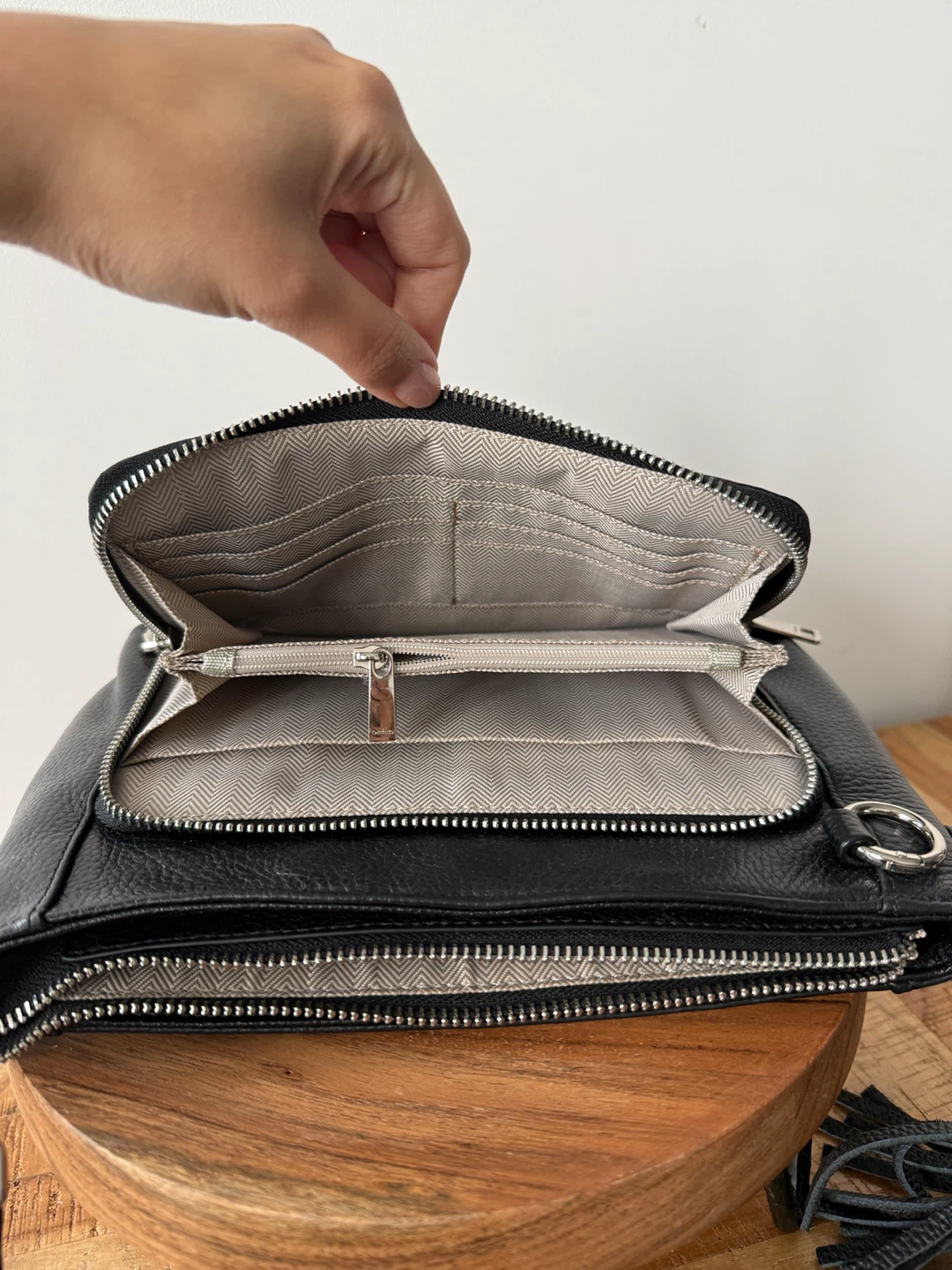 Bench Black Leather Crossbody Bag - photo 4