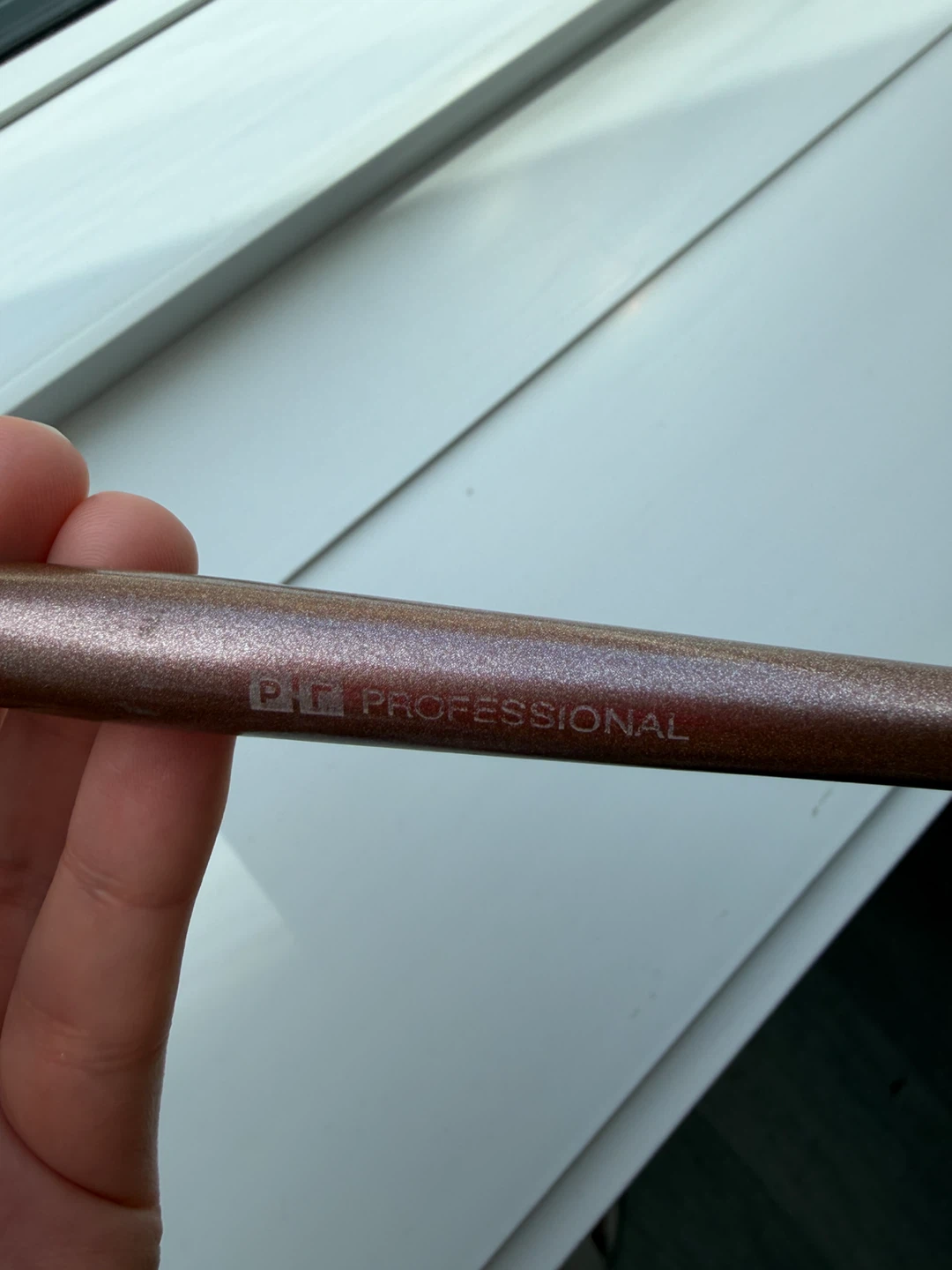 PROFESSIONAL Foundation Brush - photo 2