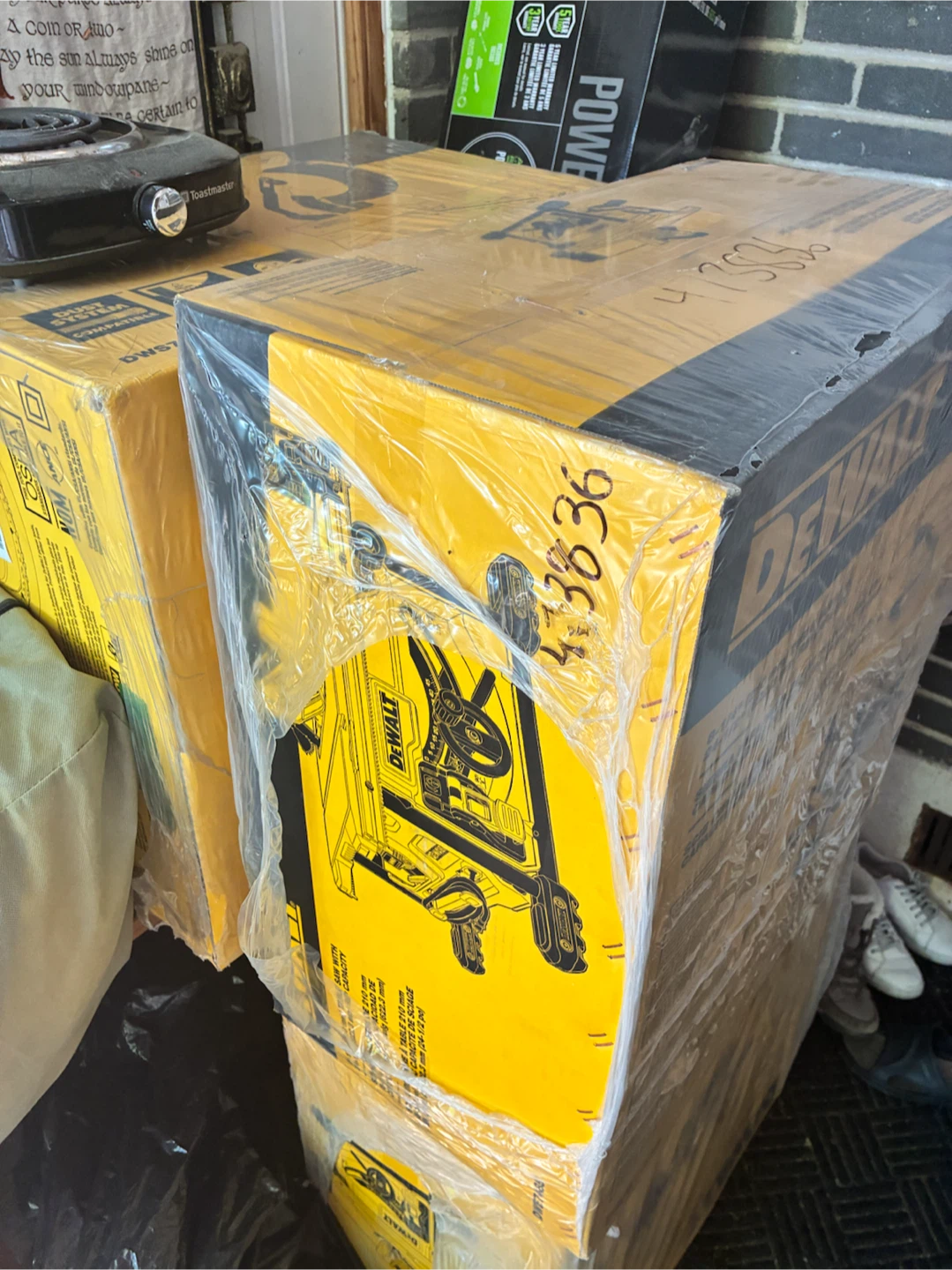 DeWALT Table Saw - photo 2
