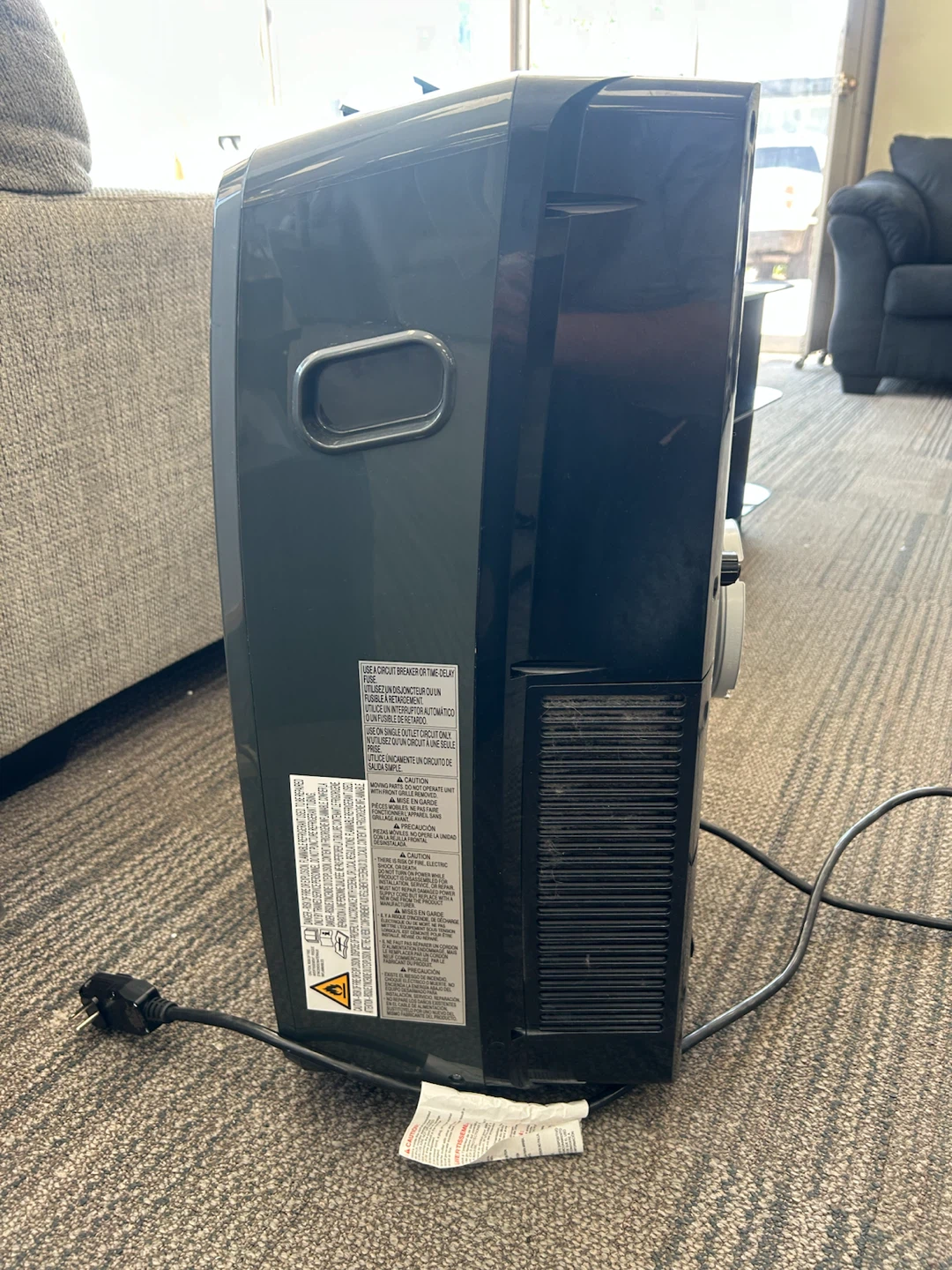 LG 3-in-1 Portable Air Conditioner - 11000 BTU - photo 2